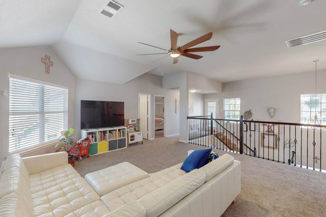 1225 Long Leaf Drive, Savannah, TX 76227