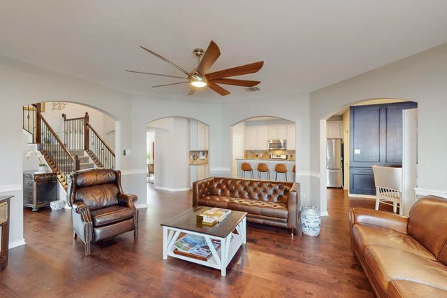 1225 Long Leaf Drive, Savannah, TX 76227