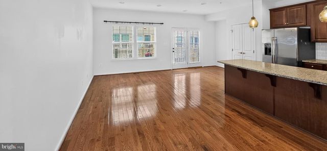 5363 S CENTER DR, Greenbelt, MD 20770