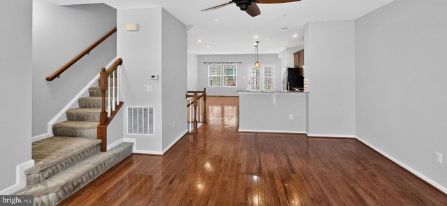 5363 S CENTER DR, Greenbelt, MD 20770