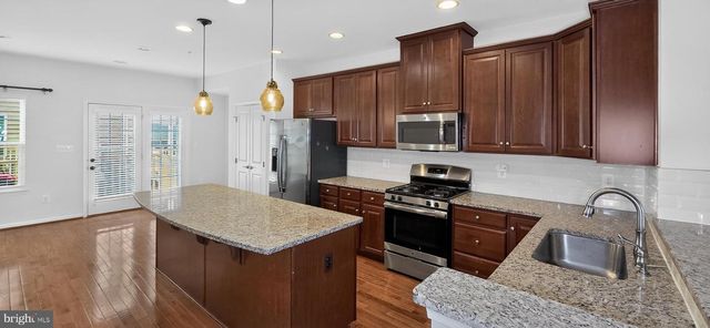 5363 S CENTER DR, Greenbelt, MD 20770