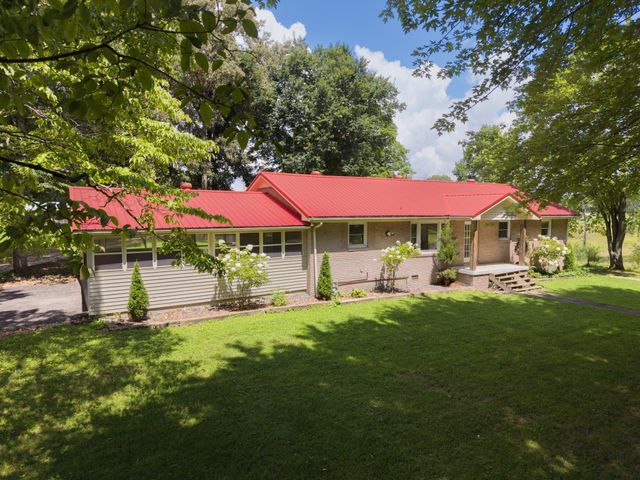 373 Hatch Rd, Rock Island, TN 38581