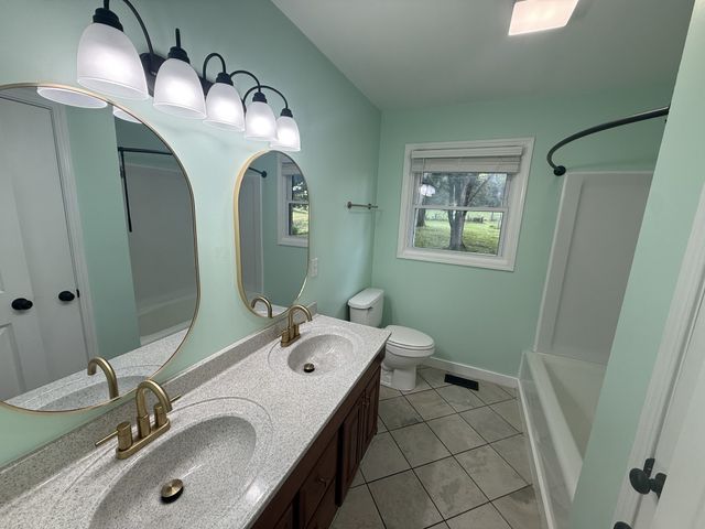 373 Hatch Rd, Rock Island, TN 38581