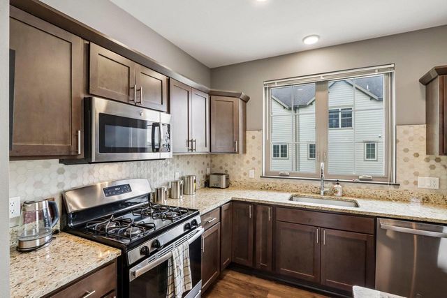 2665 Castle Rock Drive, Fitchburg, WI 53711