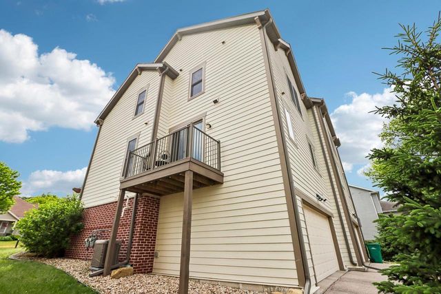 2665 Castle Rock Drive, Fitchburg, WI 53711