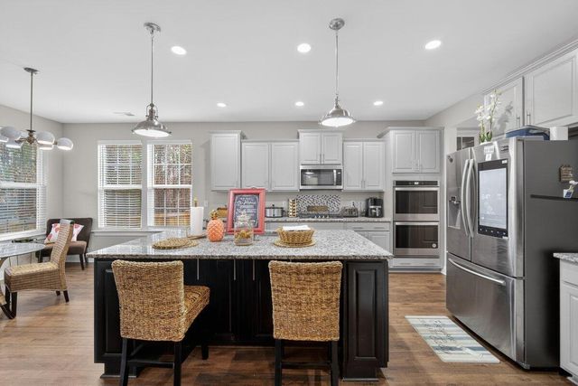 605 S Pointe Boulevard, Summerville, SC 29483