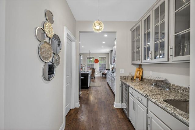 605 S Pointe Boulevard, Summerville, SC 29483