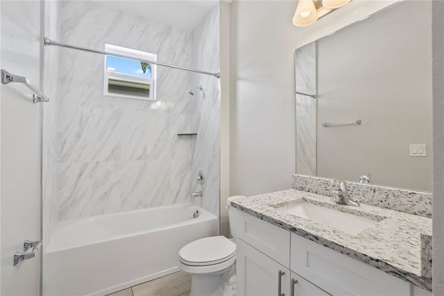2924 W CHESTNUT STREET, Tampa, FL 33607