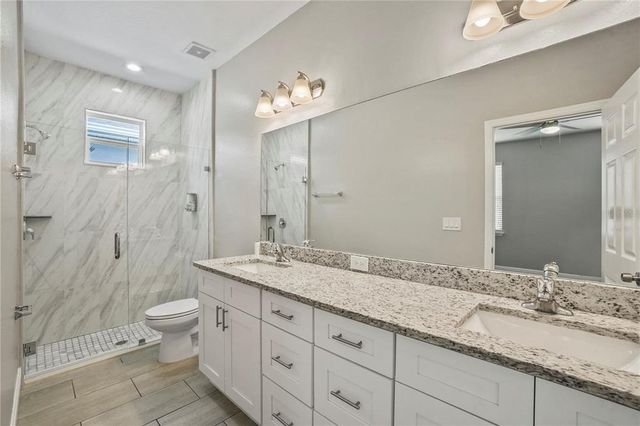 2924 W CHESTNUT STREET, Tampa, FL 33607