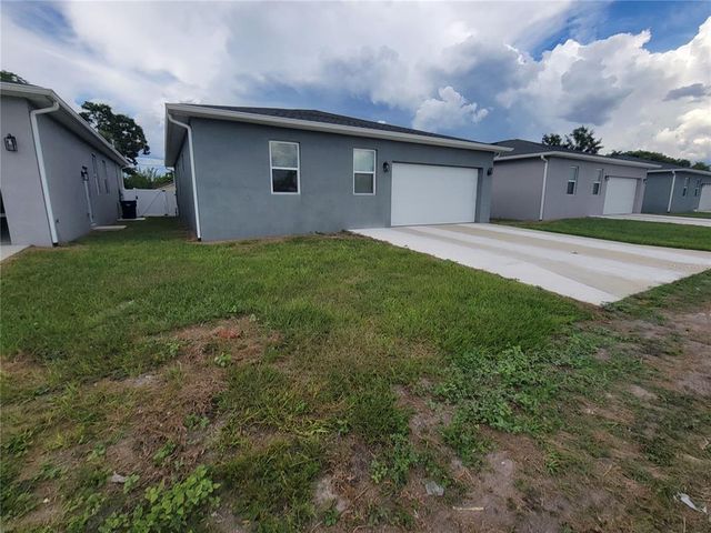 2924 W CHESTNUT STREET, Tampa, FL 33607