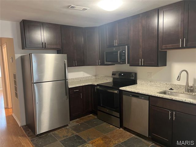 1007 Allen Avenue, St Louis, MO 63104