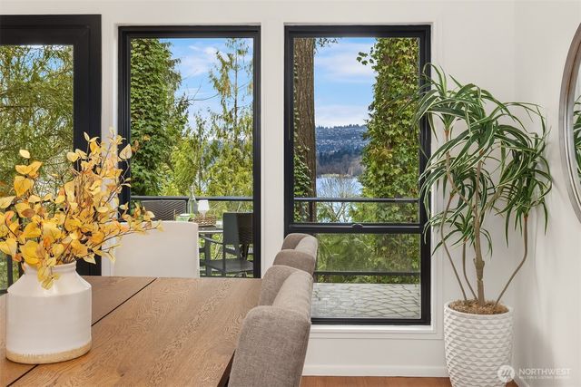 4429 E Mercer Way, Mercer Island, WA 98040