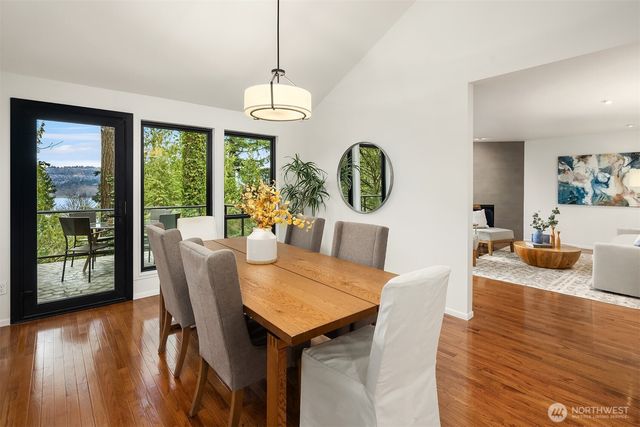 4429 E Mercer Way, Mercer Island, WA 98040
