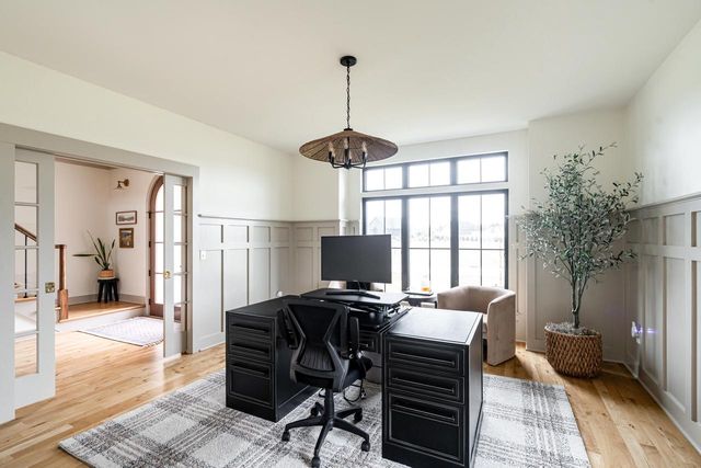 4066 Hawthorn Farm COURT, Delafield, WI 53018