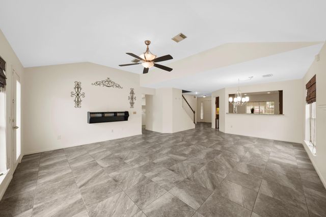 2112 Castle Drive, League City, TX 77573