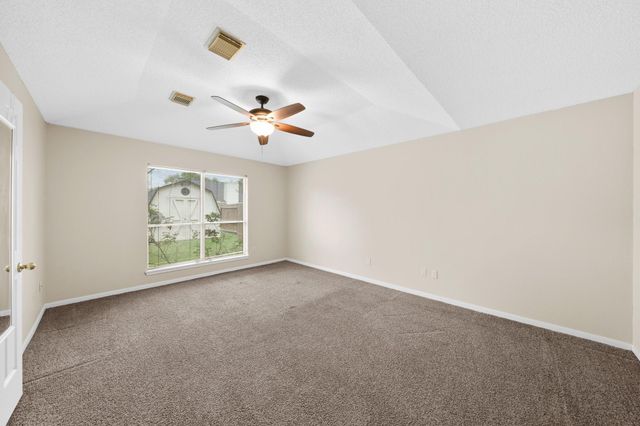 2112 Castle Drive, League City, TX 77573