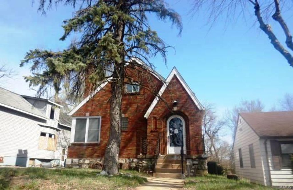 7205 Emma Avenue, St Louis, MO 63136