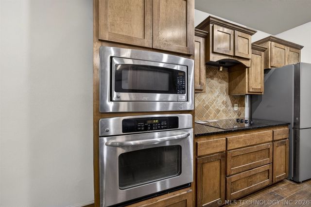 741 W 145th Place S, Glenpool, OK 74033
