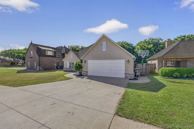 741 W 145th Place S, Glenpool, OK 74033