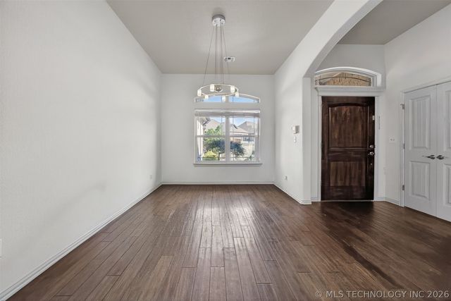 741 W 145th Place S, Glenpool, OK 74033