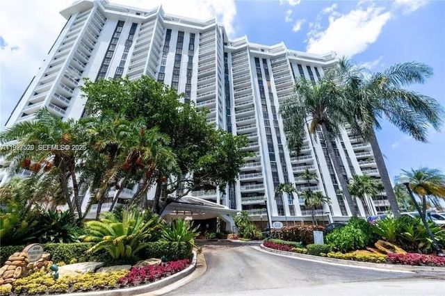 4000 Towerside Ter 2302, Miami, FL 33138
