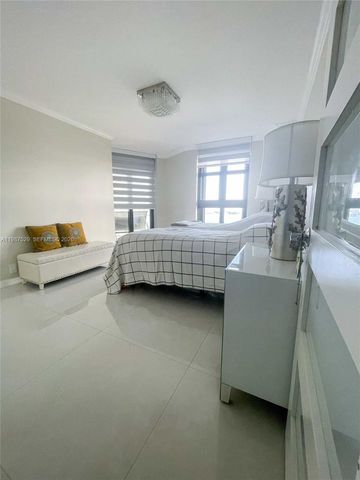 4000 Towerside Ter 2302, Miami, FL 33138