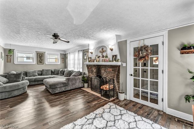 1270 Plainfield Road, South Euclid, OH 44121