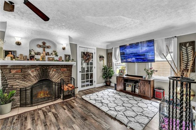 1270 Plainfield Road, South Euclid, OH 44121