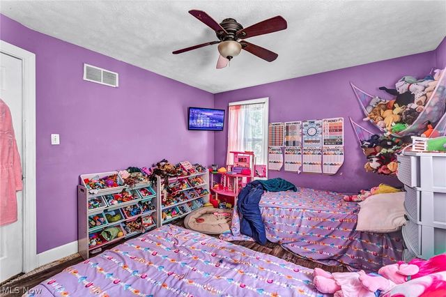 1270 Plainfield Road, South Euclid, OH 44121