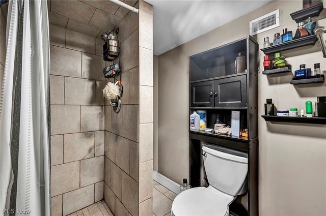 1270 Plainfield Road, South Euclid, OH 44121