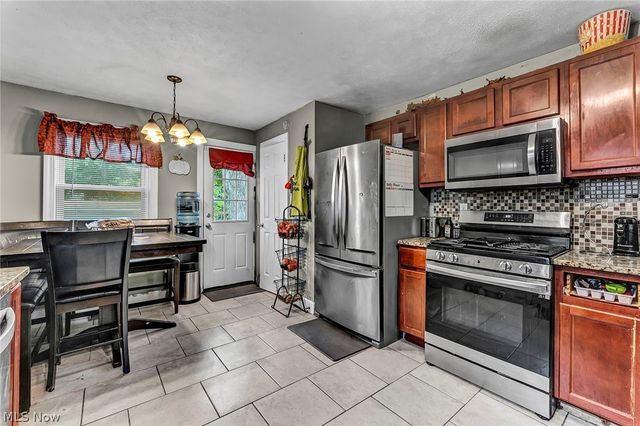 1270 Plainfield Road, South Euclid, OH 44121