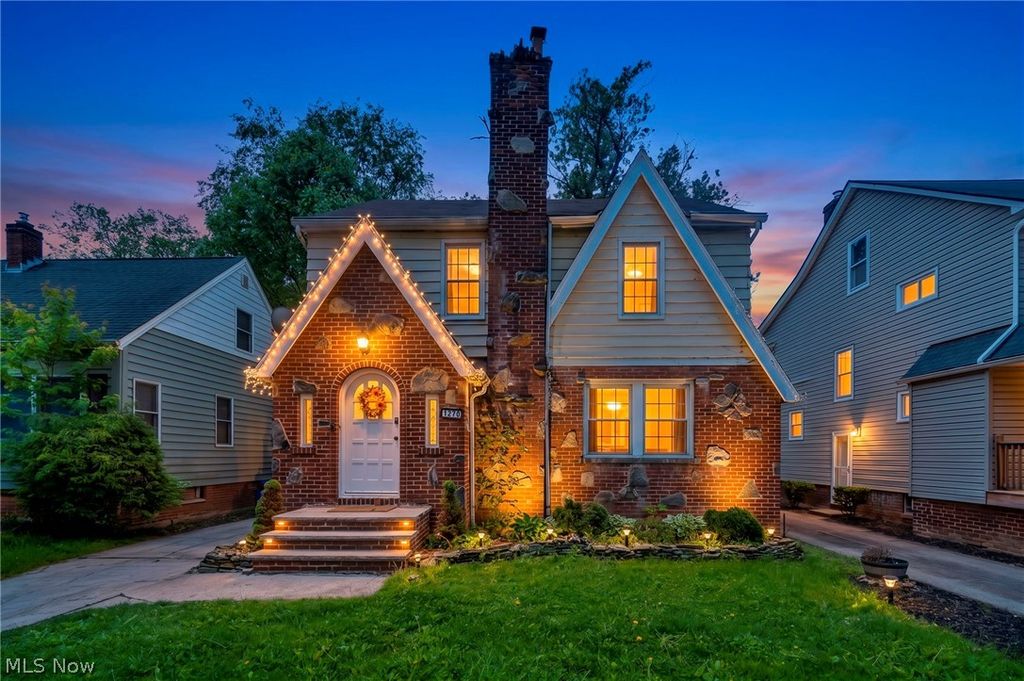 1270 Plainfield Road, South Euclid, OH 44121