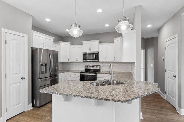 1013 Harrison Way, Clarksville, TN 37042