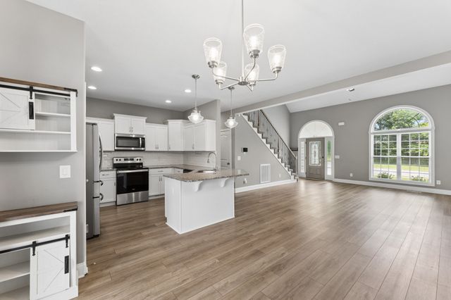 1013 Harrison Way, Clarksville, TN 37042