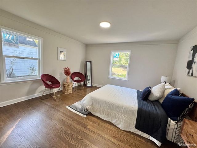 25400 Larkins Street, Southfield, MI 48033