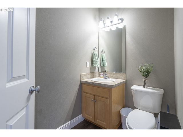 5858 POPPY HILLS St Se, Salem, OR 97306