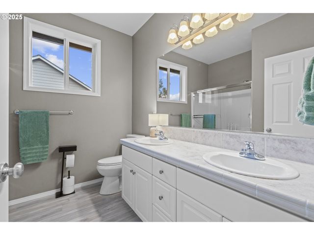 5858 POPPY HILLS St Se, Salem, OR 97306