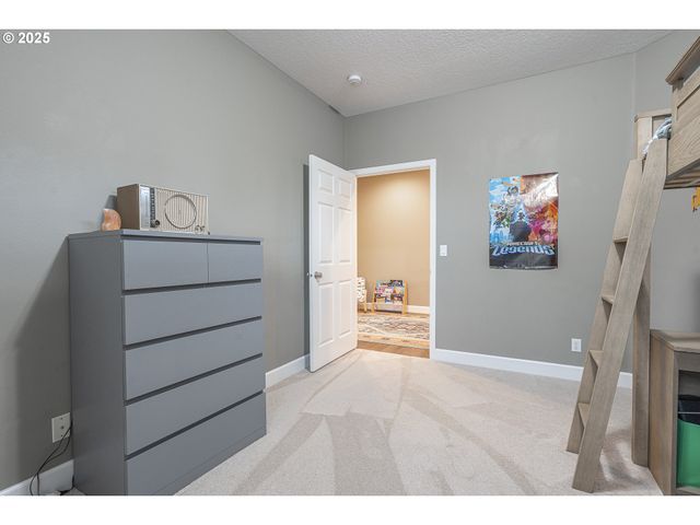 5858 POPPY HILLS St Se, Salem, OR 97306