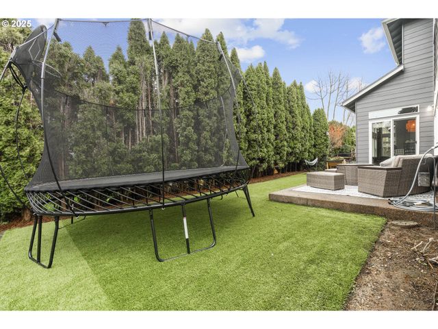 5858 POPPY HILLS St Se, Salem, OR 97306