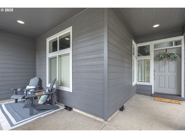 5858 POPPY HILLS St Se, Salem, OR 97306