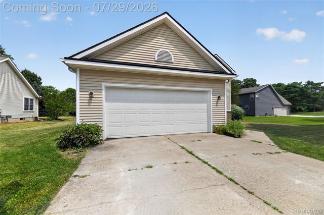 6452 Sandy Knoll, Fenton Charter Township, MI 48451