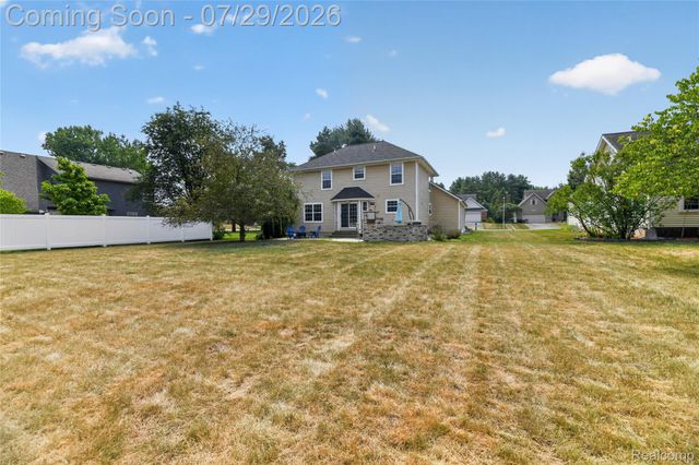 6452 Sandy Knoll, Fenton Charter Township, MI 48451