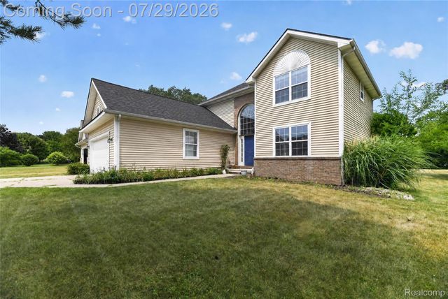 6452 Sandy Knoll, Fenton Charter Township, MI 48451