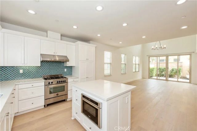 152 Excursion, Irvine, CA 92618