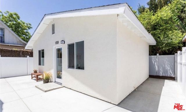 1733 S New England Street 1733, Los Angeles, CA 90006