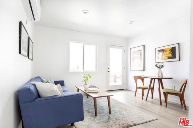 1733 S New England Street 1733, Los Angeles, CA 90006