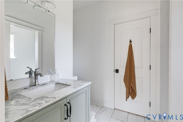 1002 Seay Rd, Manakin Sabot, VA 23103