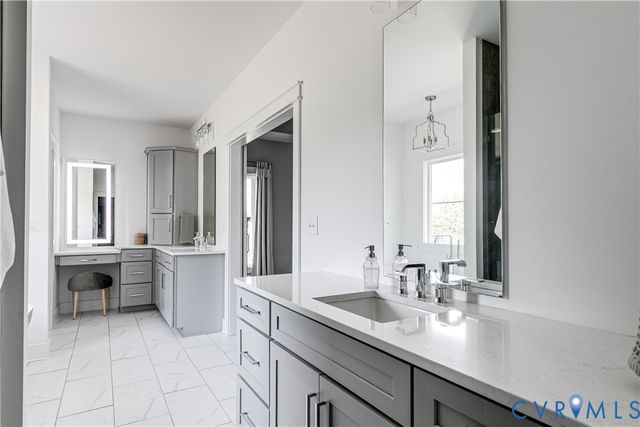 1002 Seay Rd, Manakin Sabot, VA 23103