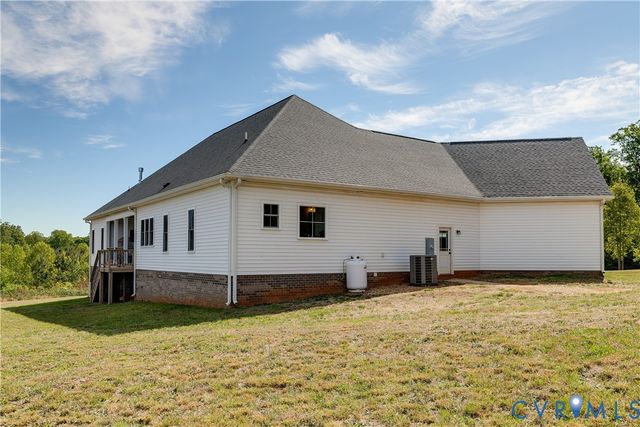 1002 Seay Rd, Manakin Sabot, VA 23103