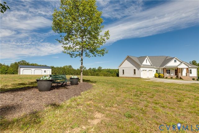 1002 Seay Rd, Manakin Sabot, VA 23103